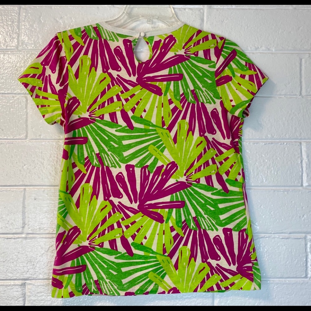 LILLY PULITZER FUN UNIQUE green & magenta t-shirt, size M EUC - Picture 2 of 8